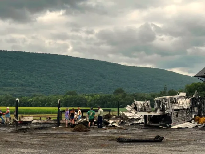 Fire destroys barn near Jersey Shore